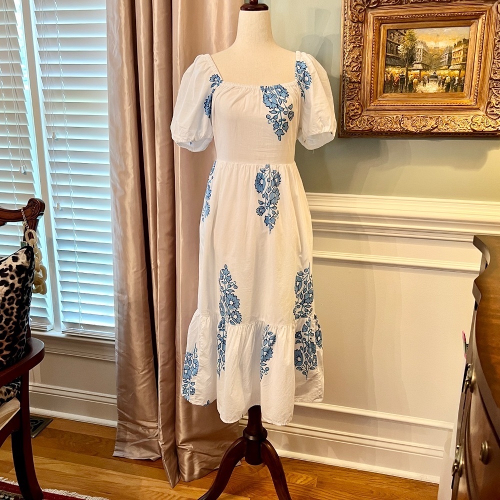EUC J.Crew Factory Blue White Floral Puff Sleeve Tiered Midi Dress Size 2 - Picture 2 of 2
